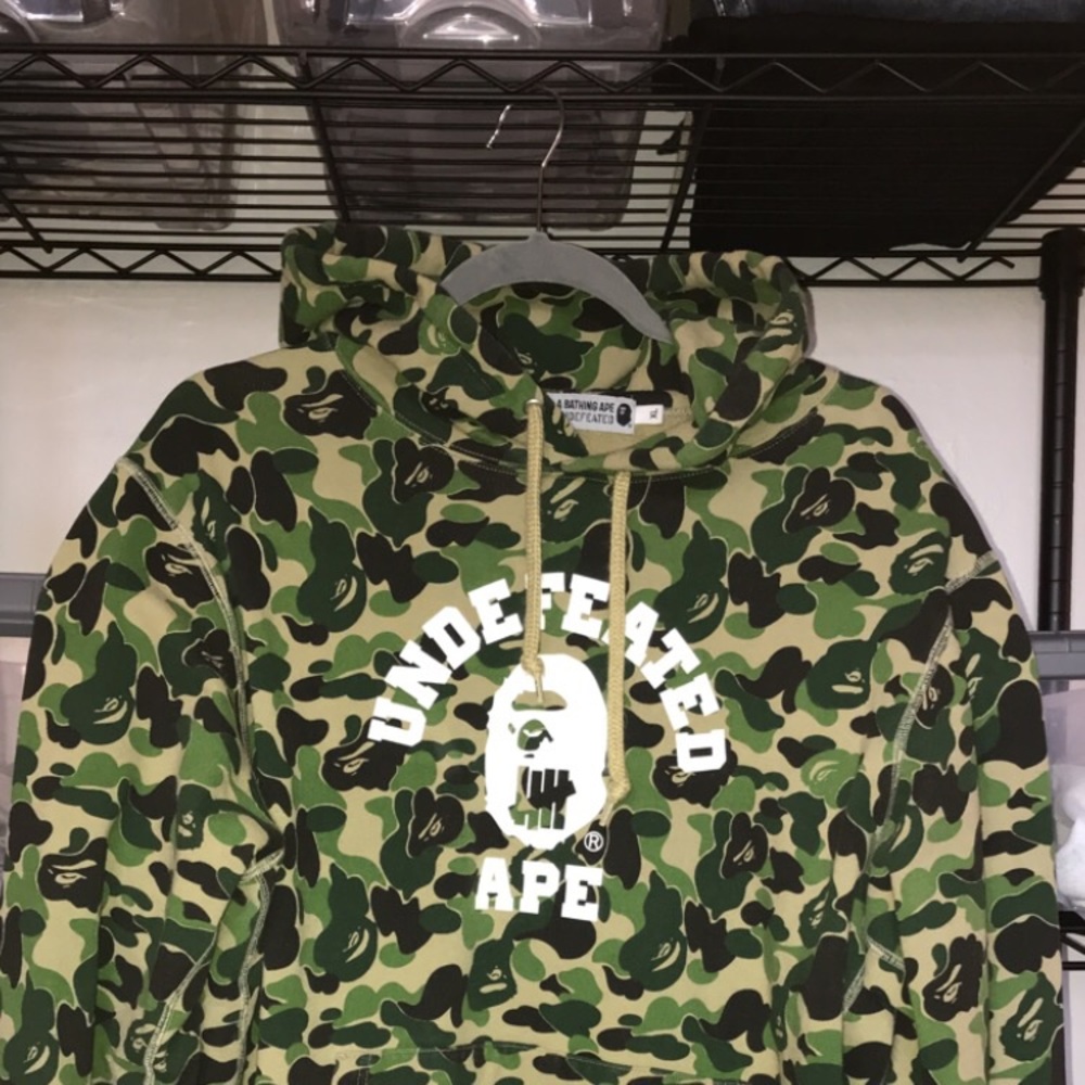 Bape Undefeated hoodie
